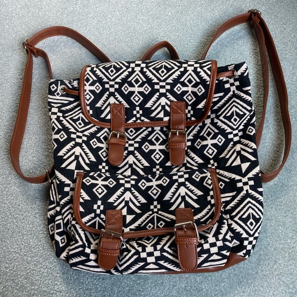 Backpack: NWOT: Calypso Studios Tribal Print - Picture 1 of 4